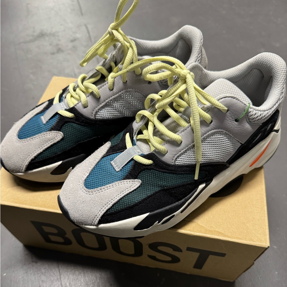 Yeezy 700 Boost
